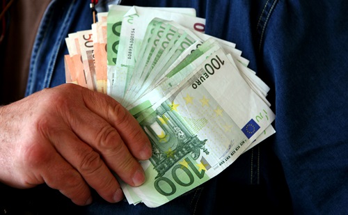 3 tény a pénz és a boldogság kapcsolatáról